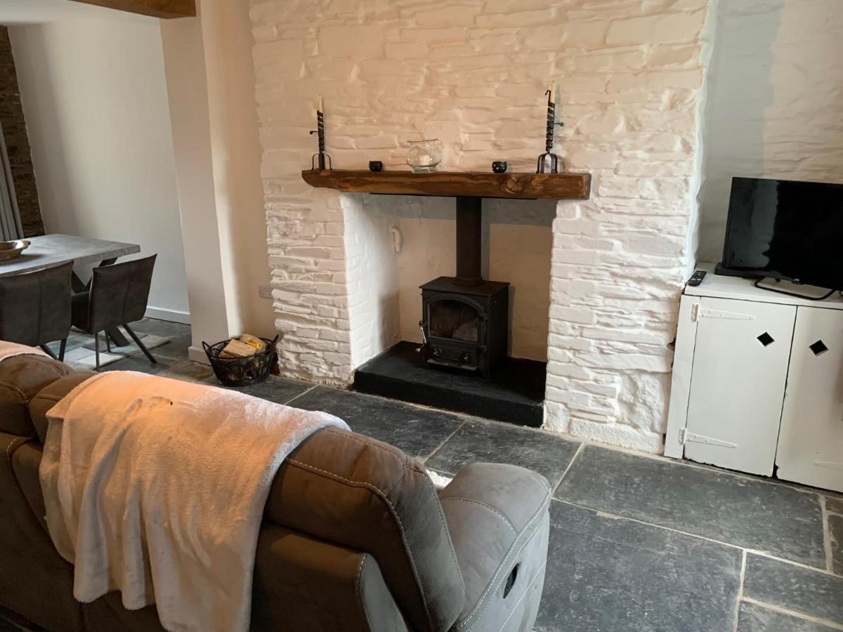 Character Dartmoor Cottage Yelverton Exterior photo